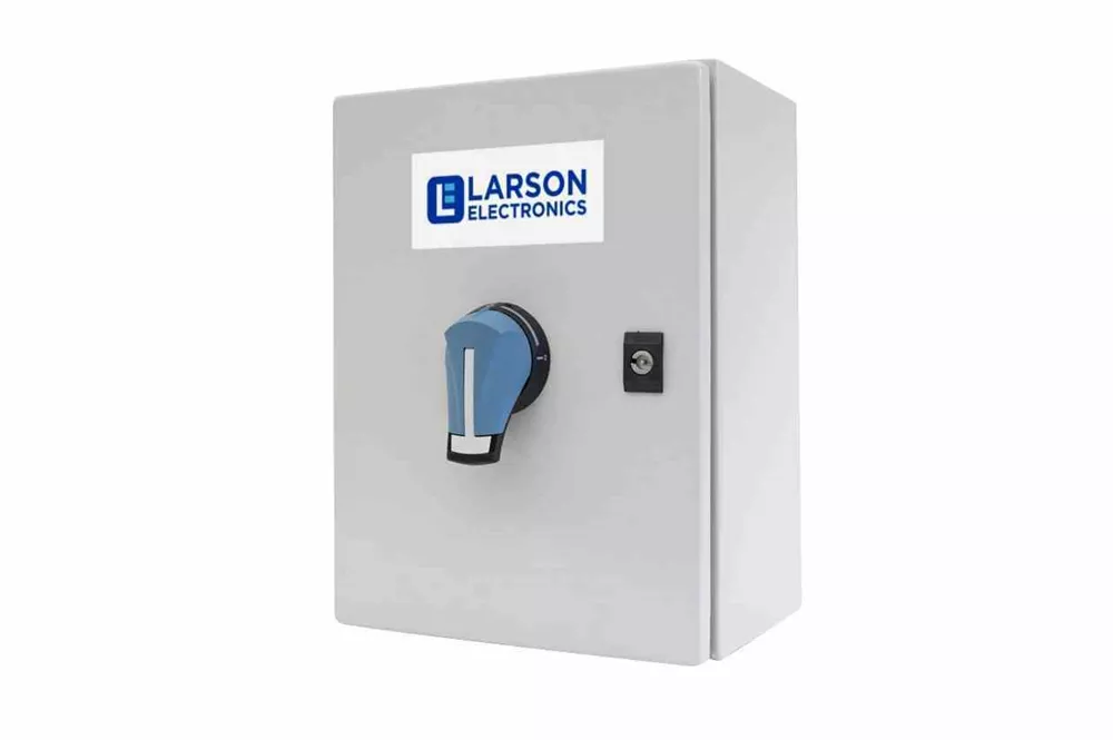 30 Amp Enclosed Circuit Breaker Disconnect, 600V AC, 3-Pole, 35 kAIC, Shunt Trip, Auxaliry Contact Thru-Door Handle, Wall Mount, NEMA 1